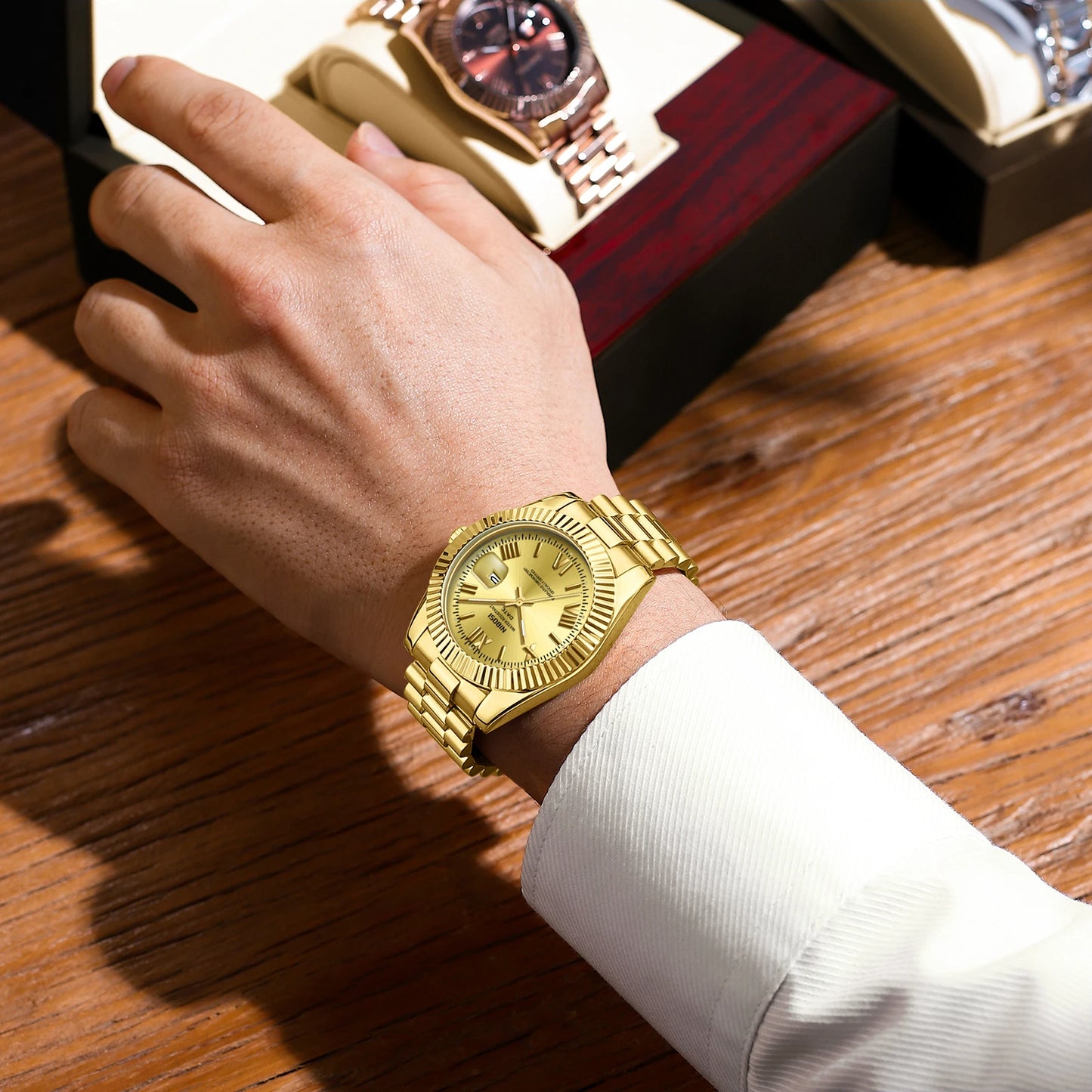 2025 NEW NIBOSI 2678 Fashion Golden Gents Quartz Watch Stainless Steel Band Waterproof Simple Business Wristwatch